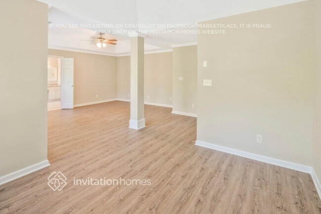 Building Photo - 8807 Glenover Cir