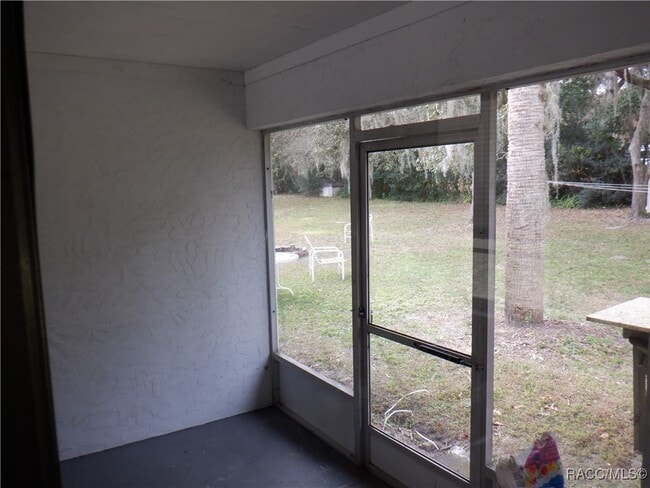 Building Photo - 923 E Turner Camp Rd