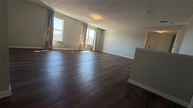 Building Photo - 2661 Plumberry Ave