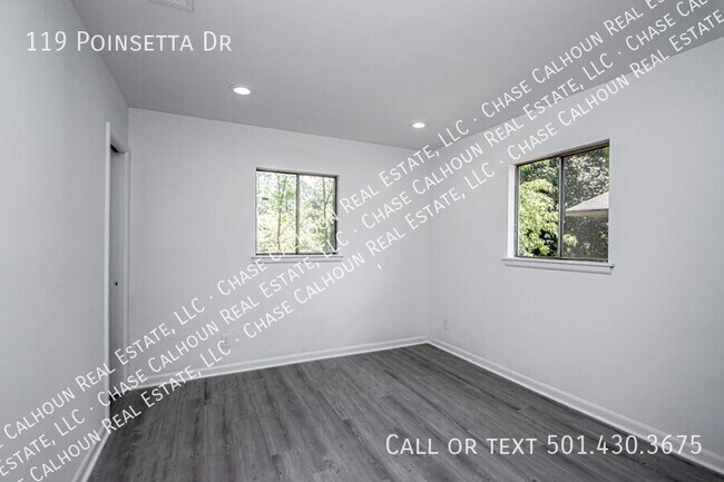 Building Photo - 119 Poinsetta Dr