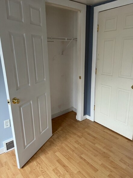 Building Photo - 26 Washburn St