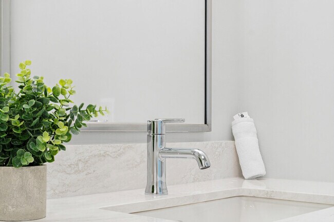 Building Photo - 280 Western Ave