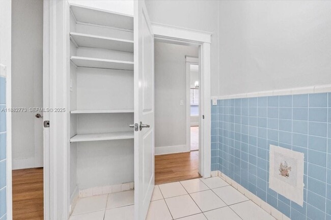 Building Photo - 34 SW 18th Rd