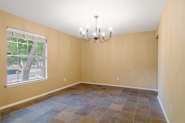 Building Photo - 11123 Henge Dr