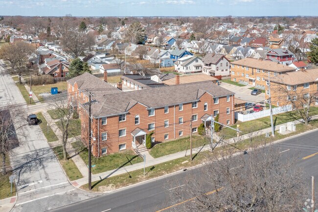 Aerial Photo - Parma Pointe