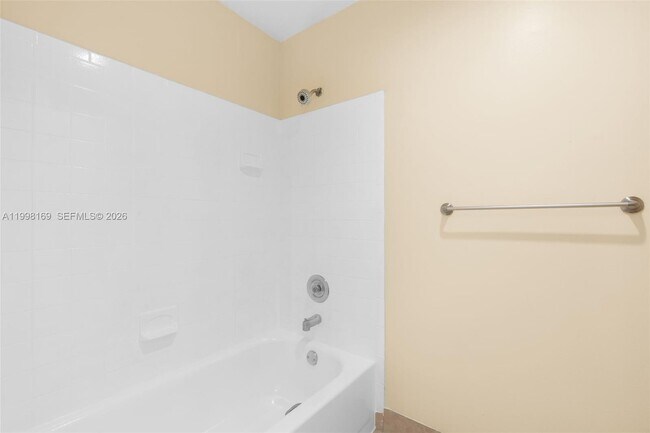 Building Photo - 1139 Coral Club Dr