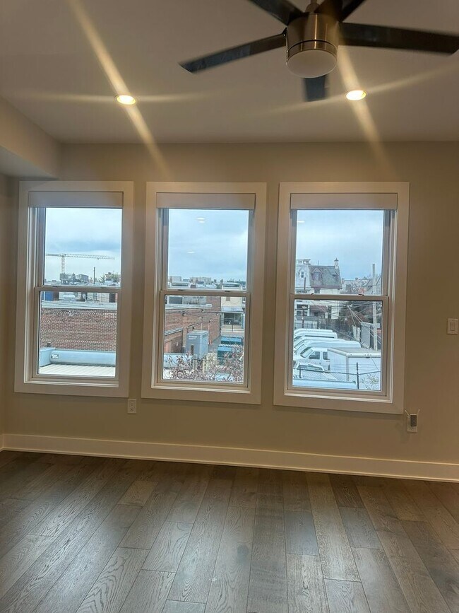 Building Photo - Modern 2 Bedroom, 2 Bathroom Penthouse with Parking in Historic LeDroit Park