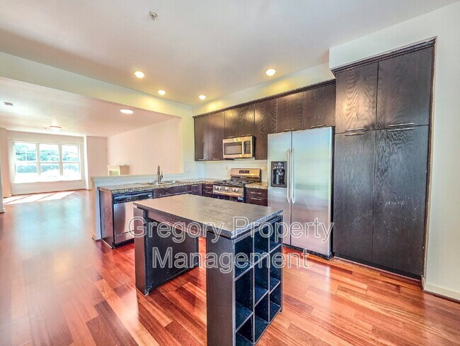 Building Photo - 2018 17th Ave NE