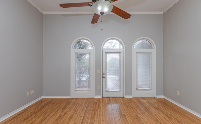 Building Photo - 5 Piedmont Cove