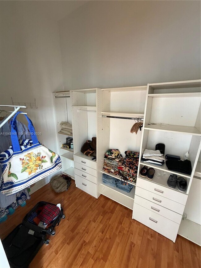 Building Photo - 14640 SW 132nd Ct