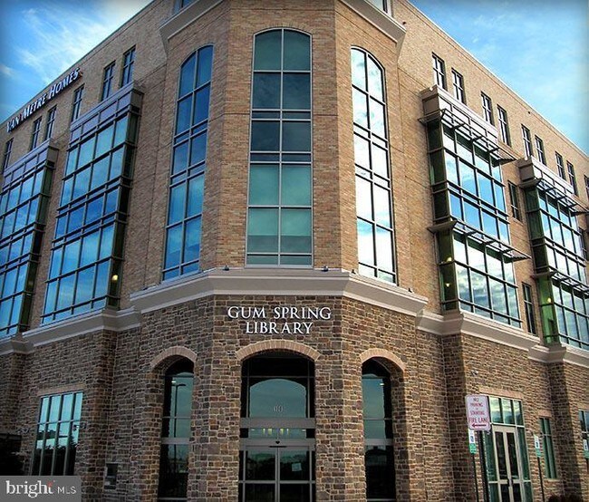 Building Photo - 24673 Nettle Mill Square