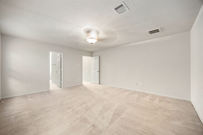 Building Photo - 18107 Fairhope Oak St