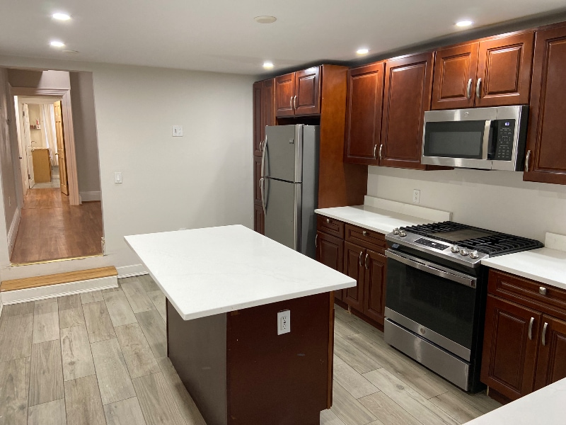 Building Photo - 41 Austin St