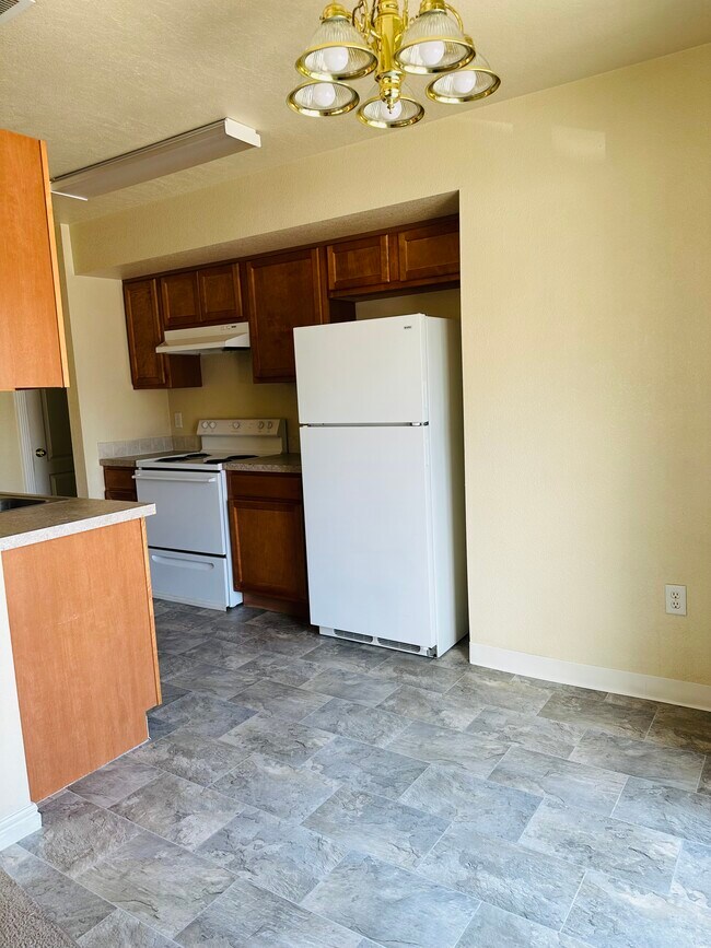 Building Photo - 6727 W Morris Hill Ln