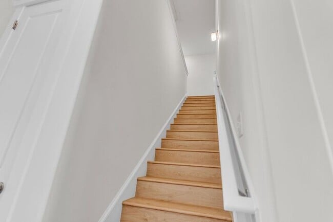 Building Photo - Move In Special! Now Leasing in Olive Branch @ Cedar Bluff – 3 and 4BR Townhomes in Olive Branch!...