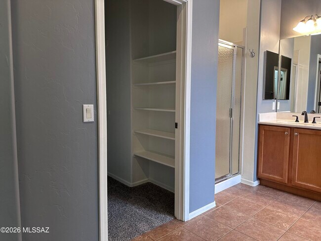 Building Photo - 7501 S Woodbury Grove Dr
