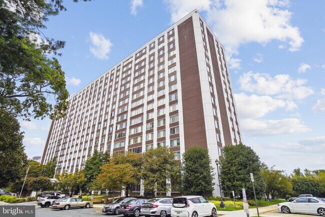 Building Photo - 11801 Rockville Pike