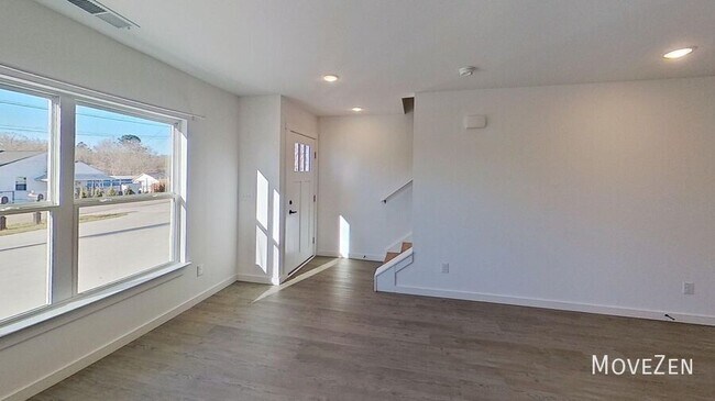 Building Photo - 16 Catawba Ave