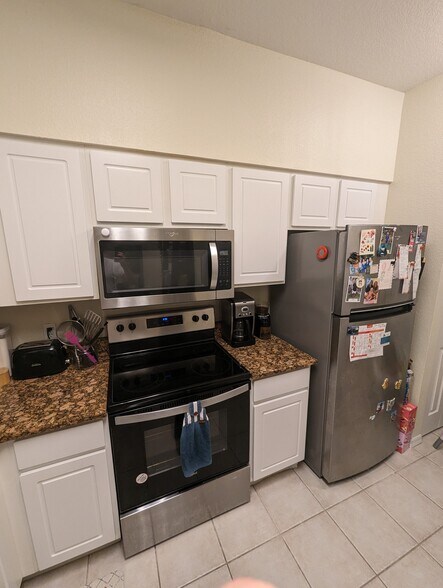 Building Photo - 5133 SW 91 Ct
