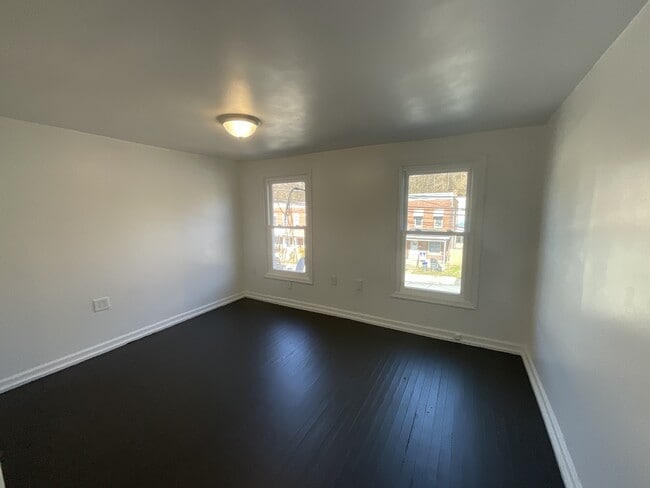 Building Photo - 430 Swatara St