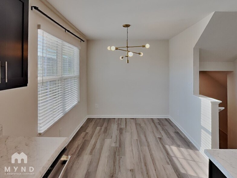 Building Photo - 2409 Fathom Wy