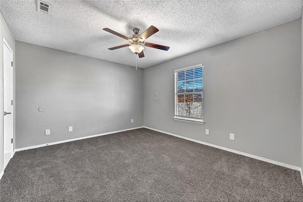 Building Photo - 4380 W Thrasher Dr