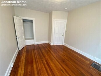 Building Photo - 181 Norfolk St