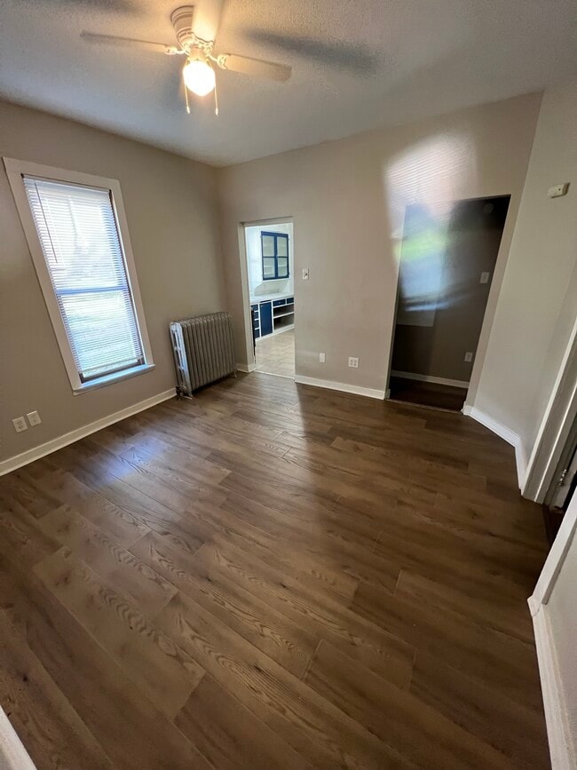 Building Photo - 394 Nevada St