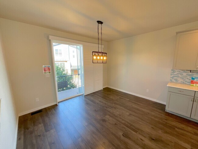 Building Photo - 4 Bedroom Home Available Near E Woodmen Rd & Rangewood Dr!
