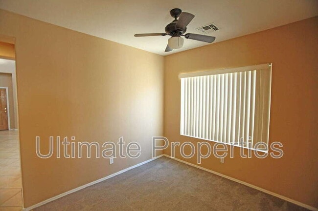 Building Photo - 9234 W Milkweed Loop