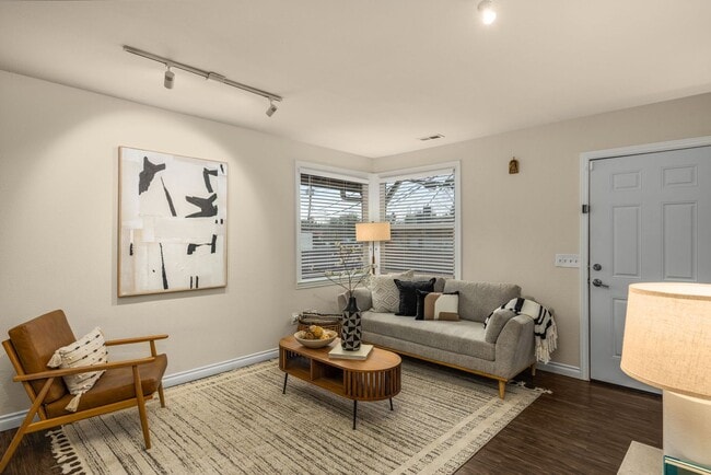 Building Photo - Updated Northgate Home with Modern Comfort, Privacy, and Great Walkability