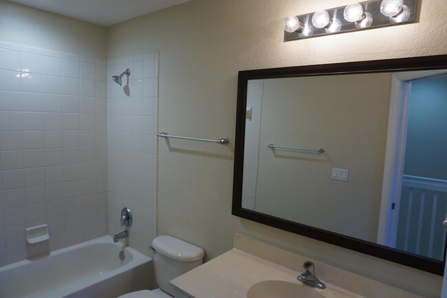 Building Photo - 971 Tortuga Dr
