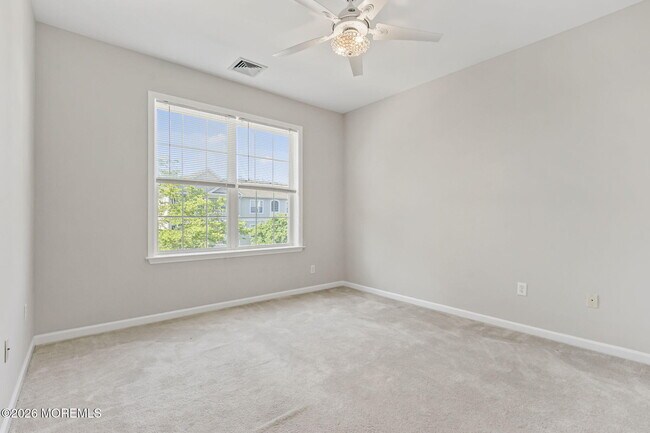 Building Photo - 327 Mill Pond Wy