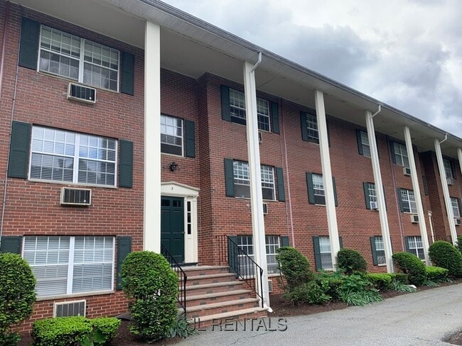 Primary Photo - 1 Viking Ct