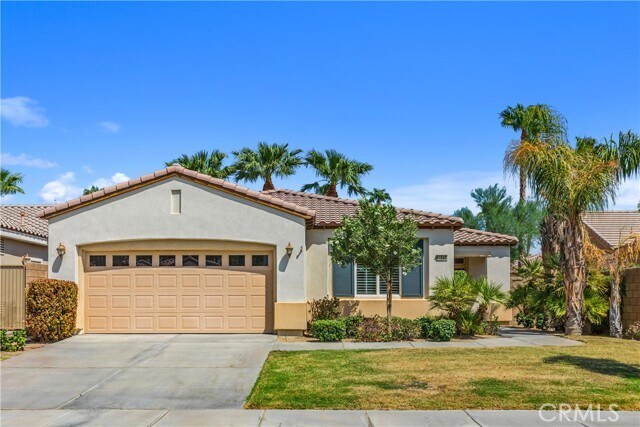 Primary Photo - 81880 Golden Star Way