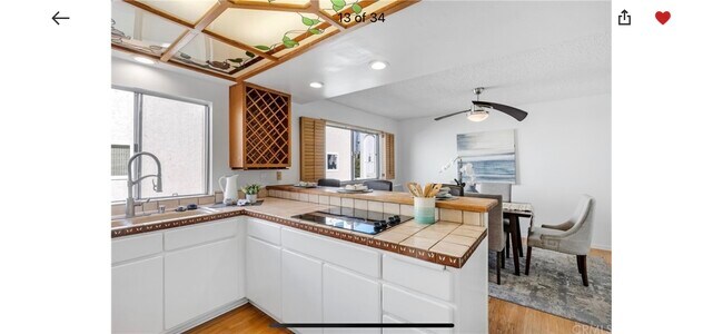 Building Photo - 259 Valley Dr