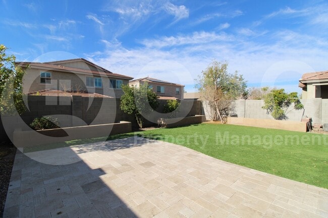 Building Photo - 1819 W Bonanza Dr