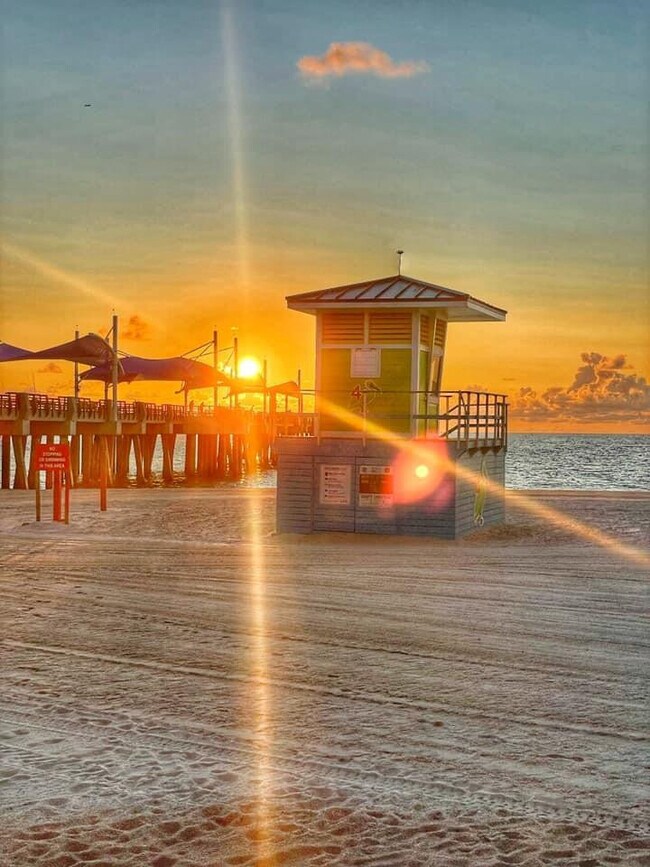 Building Photo - 133 N Pompano Beach Blvd