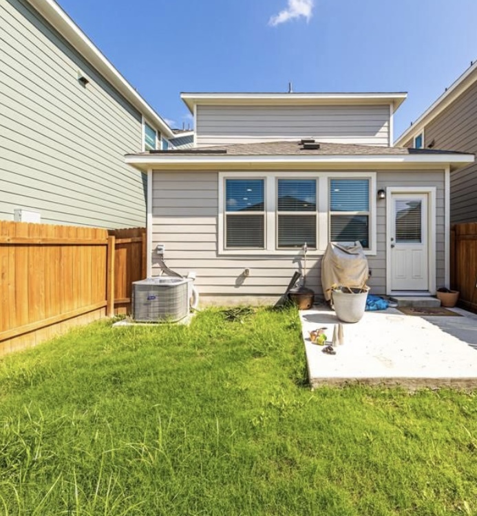 Building Photo - 2013 Arendale Dr