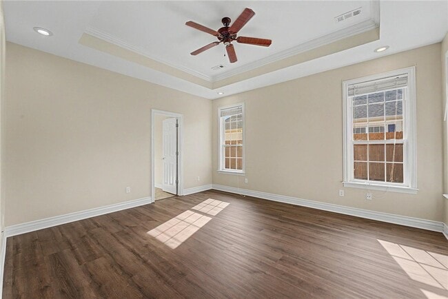 Building Photo - 6537 Harvey Jones Ave