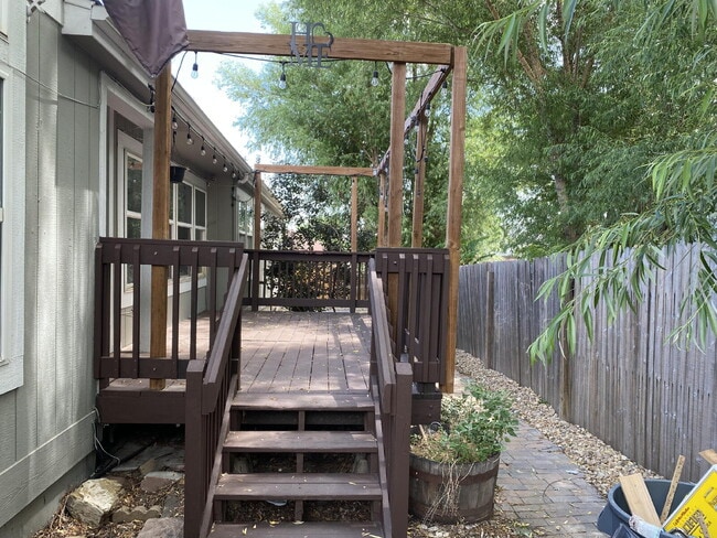 Building Photo - Available Now! "Spacious 3-Bedroom Retreat...