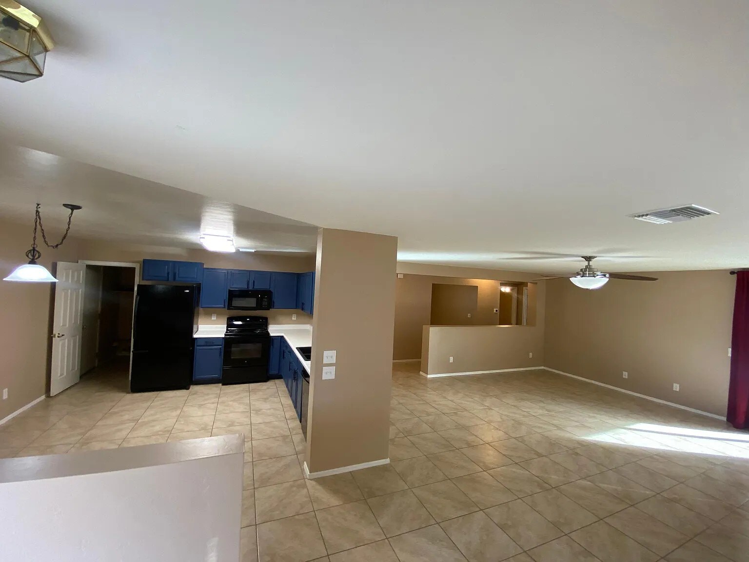 Building Photo - 9324 N Red Diamond Ave