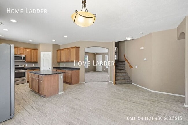 Building Photo - 45575 W Keller Dr