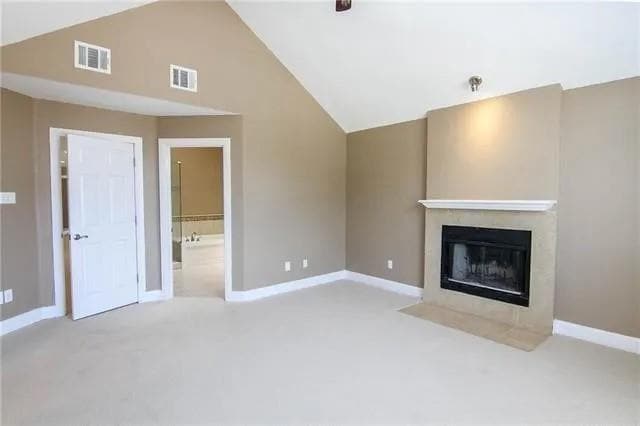 Building Photo - 9401 Blue Jay Way