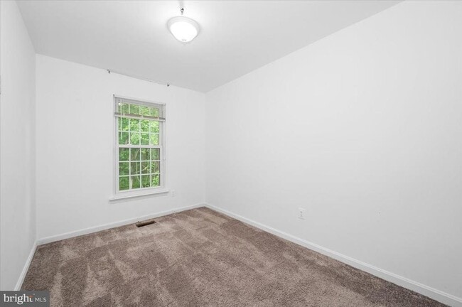 Building Photo - 16110 Hayshire Ct