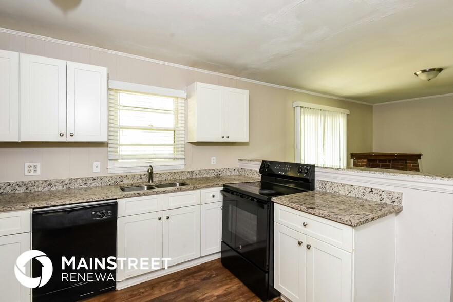 Building Photo - 1707 Virginia Cir