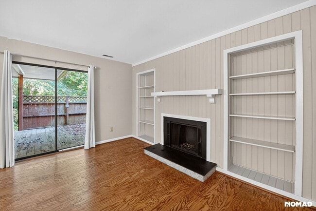 Building Photo - 120 Finley Forest Dr