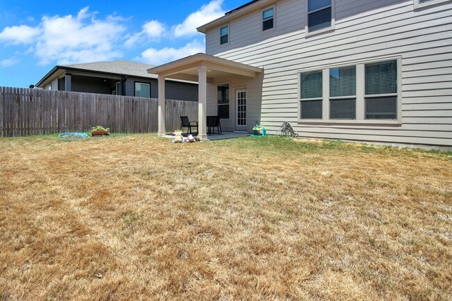 Building Photo - 668 Bailey Park Dr