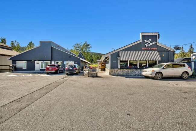Primary Photo - 395 N Lake Blvd