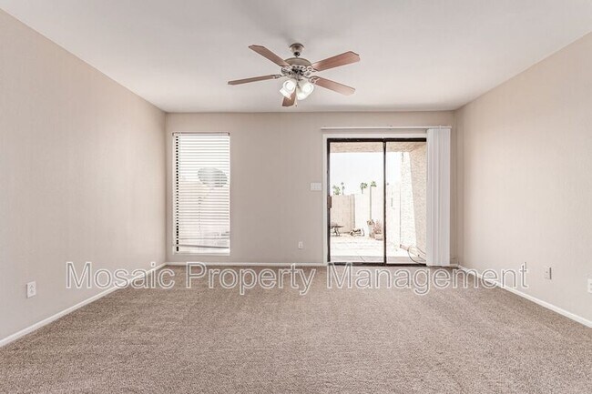 Building Photo - 835 N Granite Reef Rd